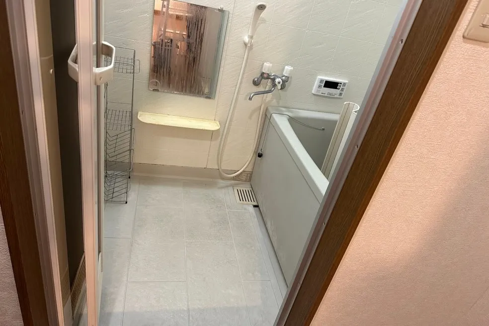 こんにちは、皆さま🌟 私たちは毎日忙しく過ごす中で、お部屋の...