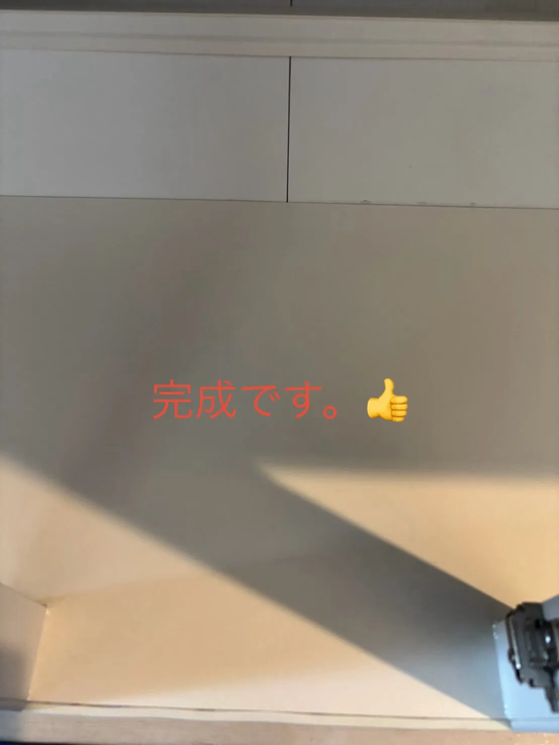 今日は不動産からキッチンの底板の修繕とクリーニングです。